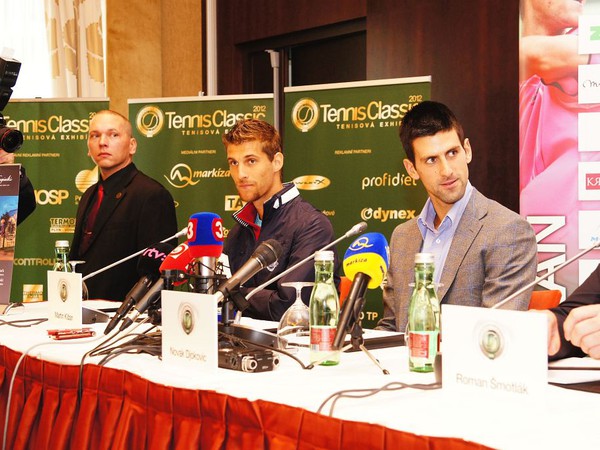 Hlavní aktéri Tennis Classic 2012: Martin Kližan a Novak Djokovič