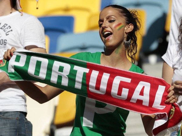 Fanúšička Portugalska na zápase