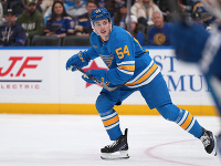 VIDEO Dvorský sa vrátil do NHL a patril k najlepším hráčom Blues, v akcii boli štyria Slováci