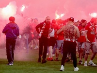 Pekelné derby Slavie so Spartou má dohru: Tisícové škody, uzavretie sektora a doživotný zákaz