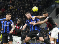 Inter so Škriniarom zdolal v milánskom derby AC, Osimhen vystrelil Neapolu ďalšie víťazstvo