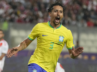 VIDEO Museli dať tri góly, aby jeden platil: Nervy Brazílie až do konca, spasil ich nadstavený čas