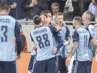 VIDEO Fantastický zápas pred rekordnou kulisou: Slovan obral favorita skupiny o body!