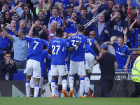 Fanúšikovia Evertonu spravia aj nemožné: Prvotriedne gesto v ťažkých časoch