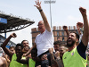 Tréner Claudio Ranieri oslavuje