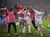 Hráči Düsseldorfu oslavujú gól