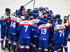 Radujúci sa slovenskí hokejisti