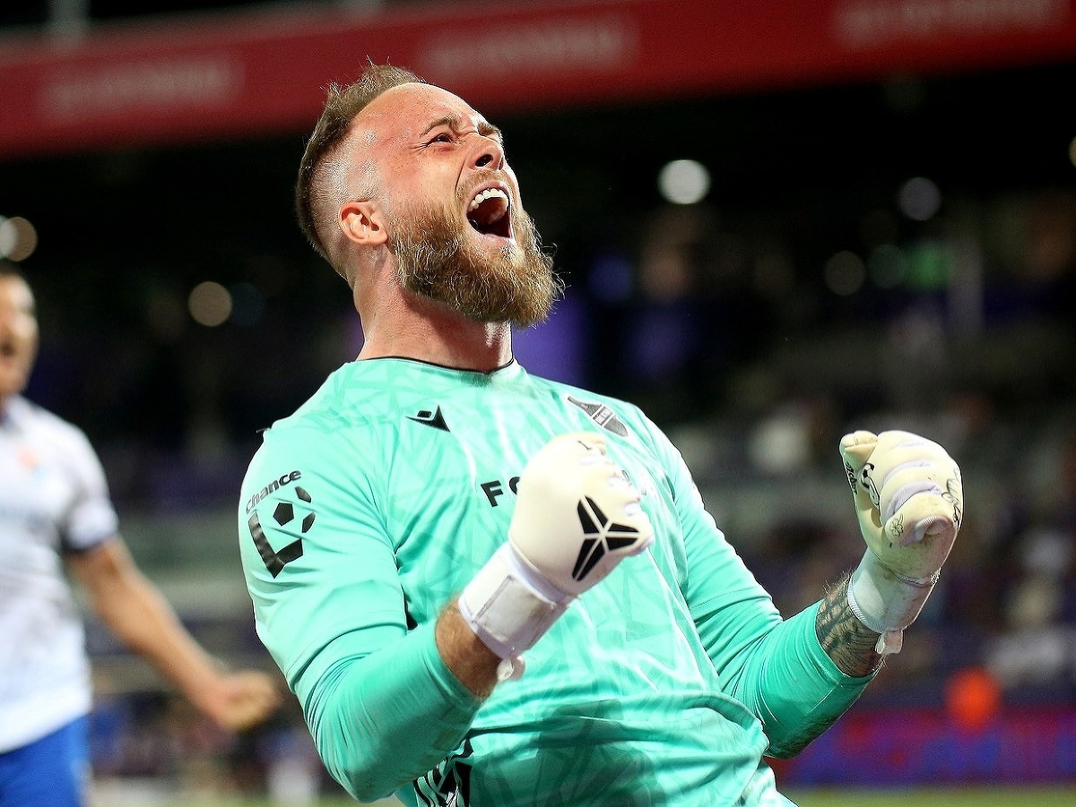 Slovak Goalkeeper Meets Mega Star