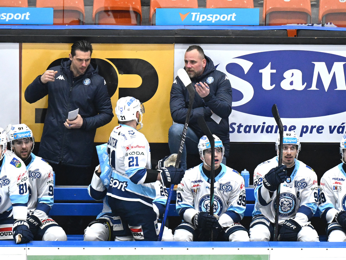 Buček Wins in Regular Time, Pulls Away for Victory