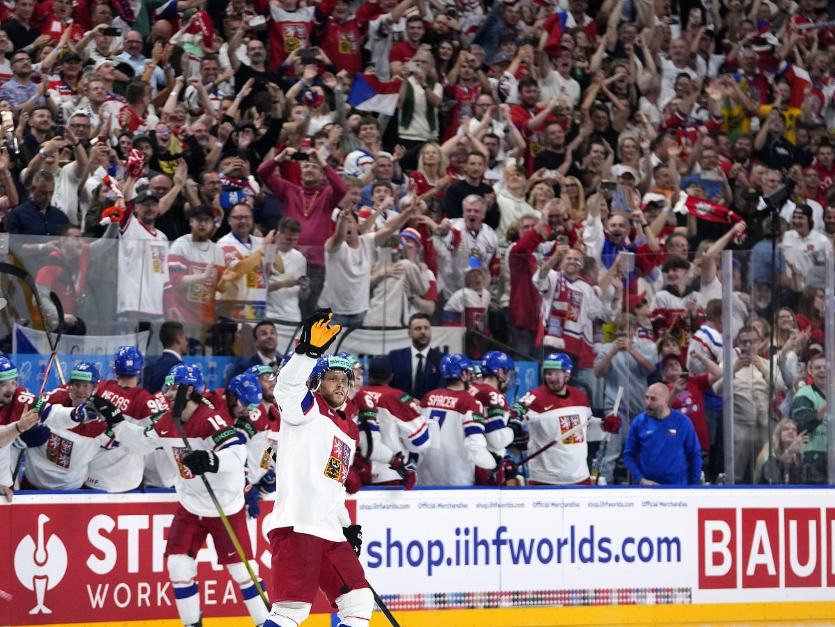 WC HOCKEY 2024 信じられない！チェコが観客動員記録を驚異的な差で破る