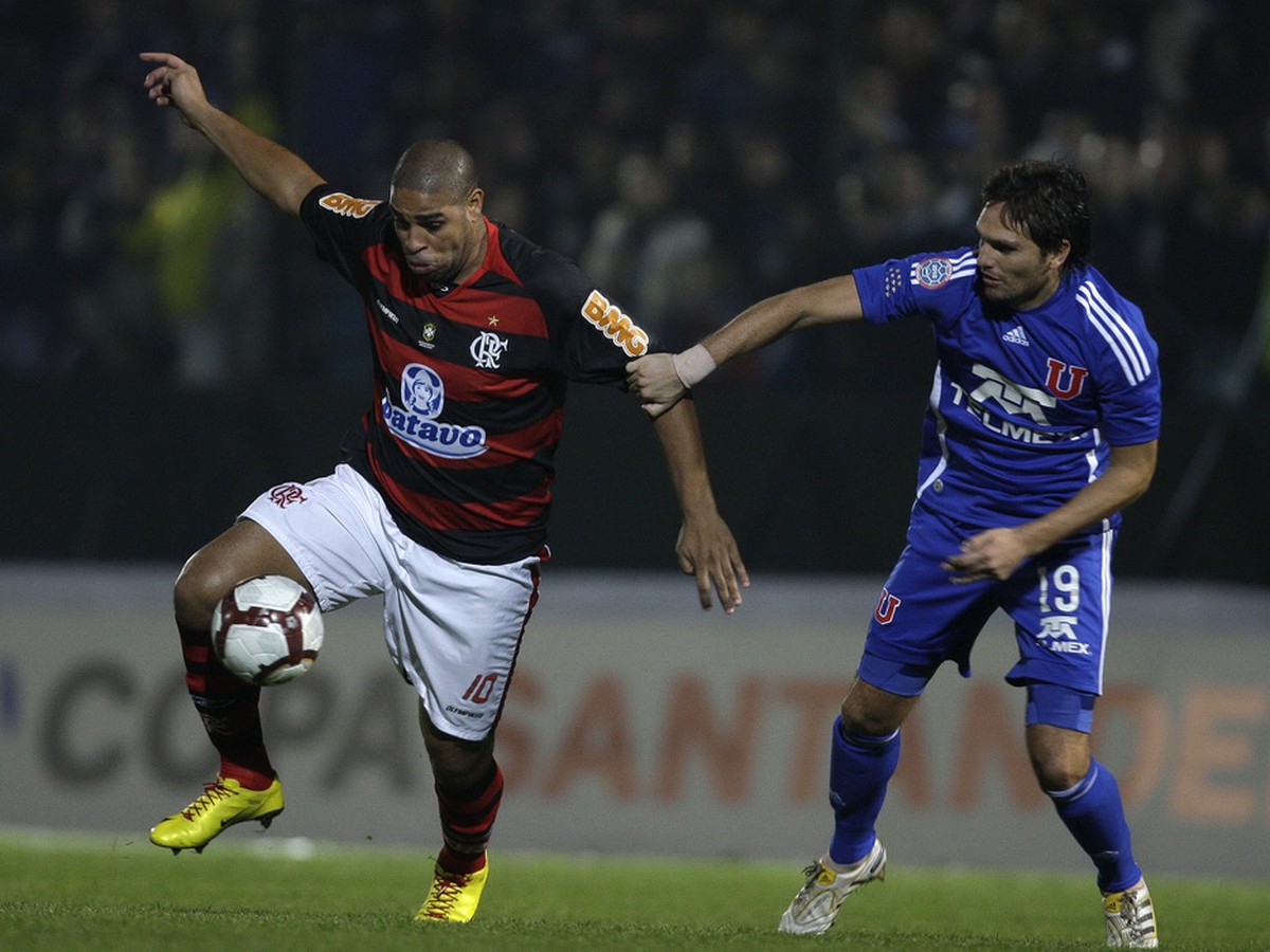 Adriano v súboji s Rafaelom Olarrom