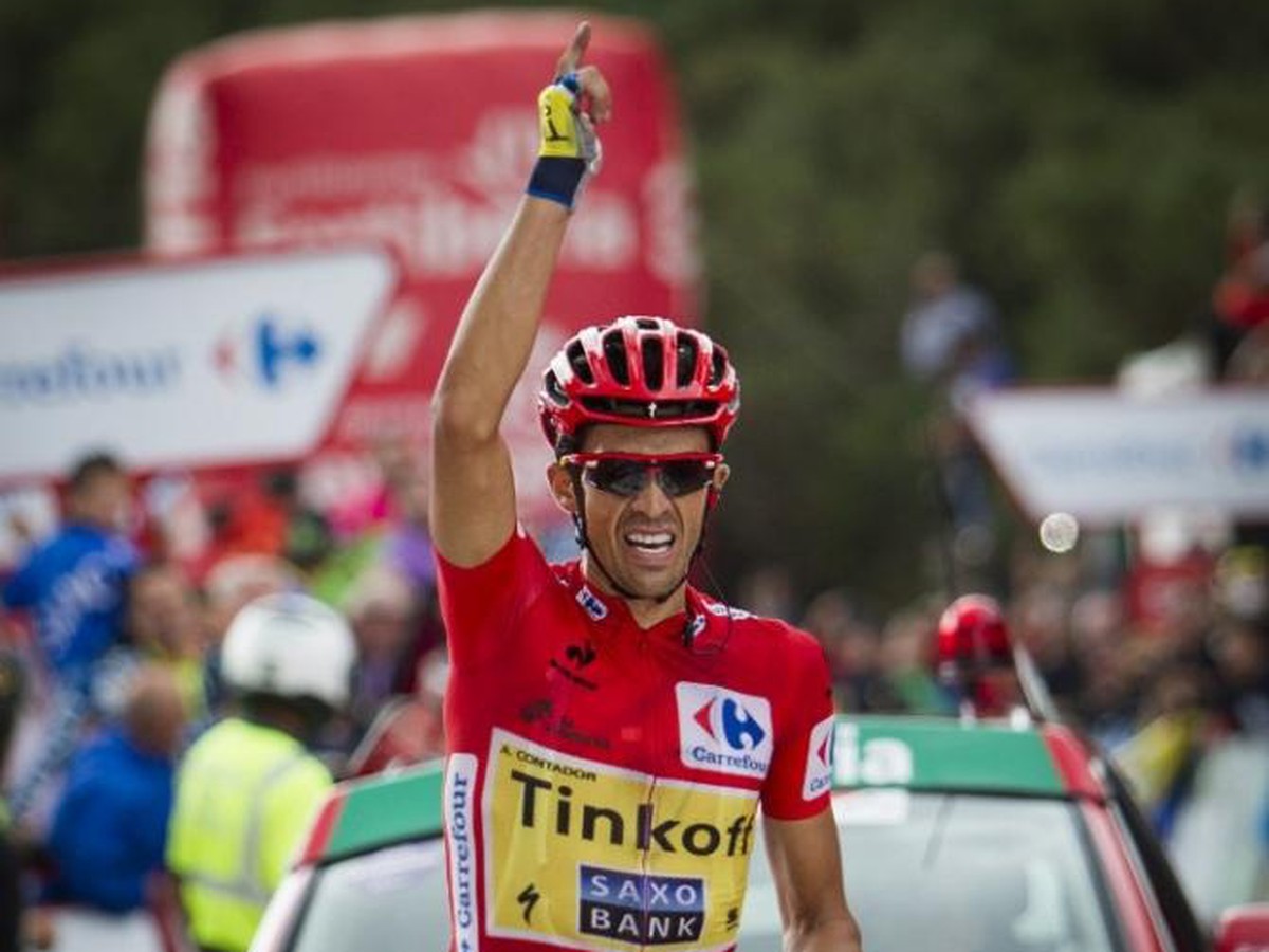 Alberto Contador oslavuje triumf na 16. etape Vuelty