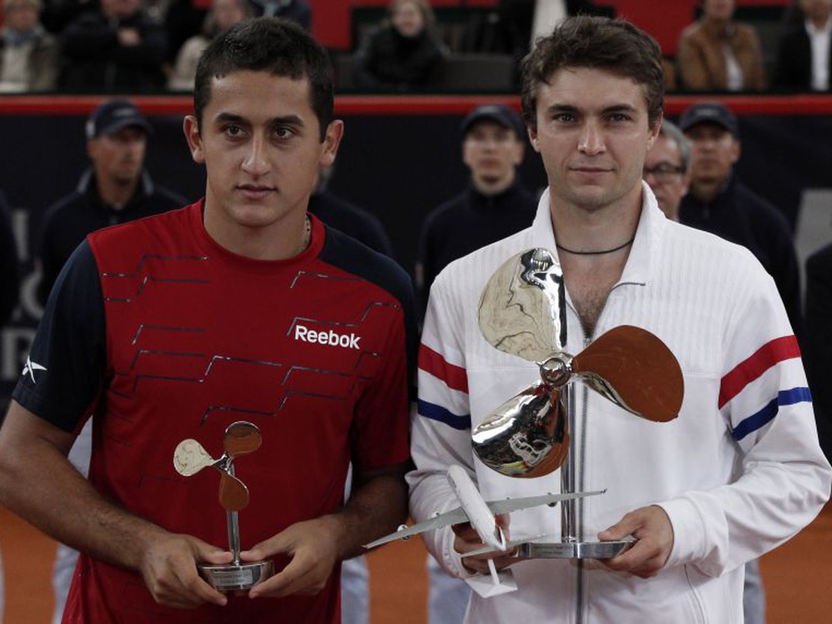 Nicolas Almagro a Gilles Simon