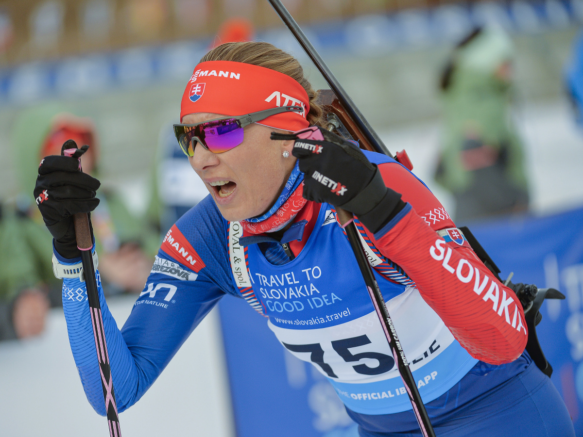 Na snímke slovenská biatlonistka Anastasia Kuzminová počas šprintu žien na 7,5 km na majstrovstvách Európy v biatlone v Osrblí v piatok 26. januára 2024