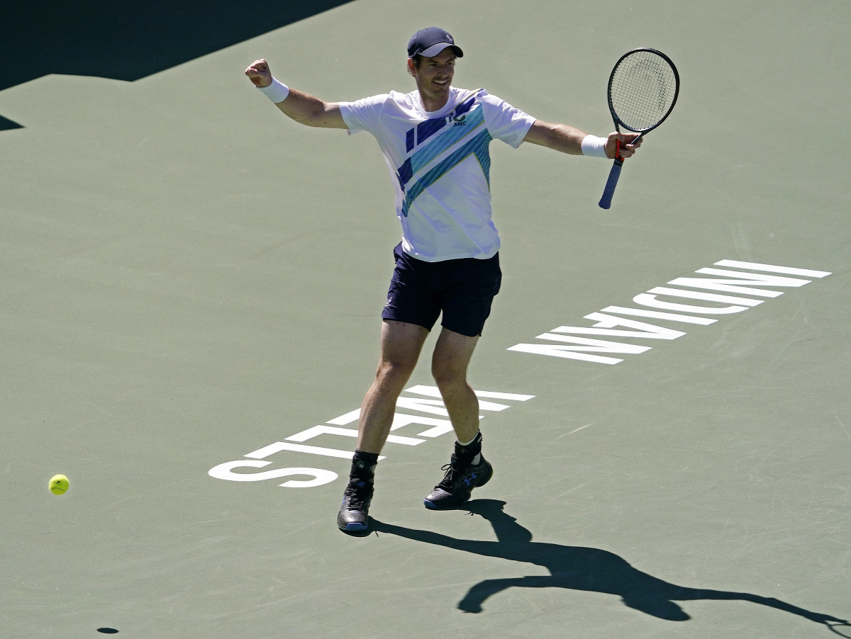 Andy Murray sa teší z triumfu