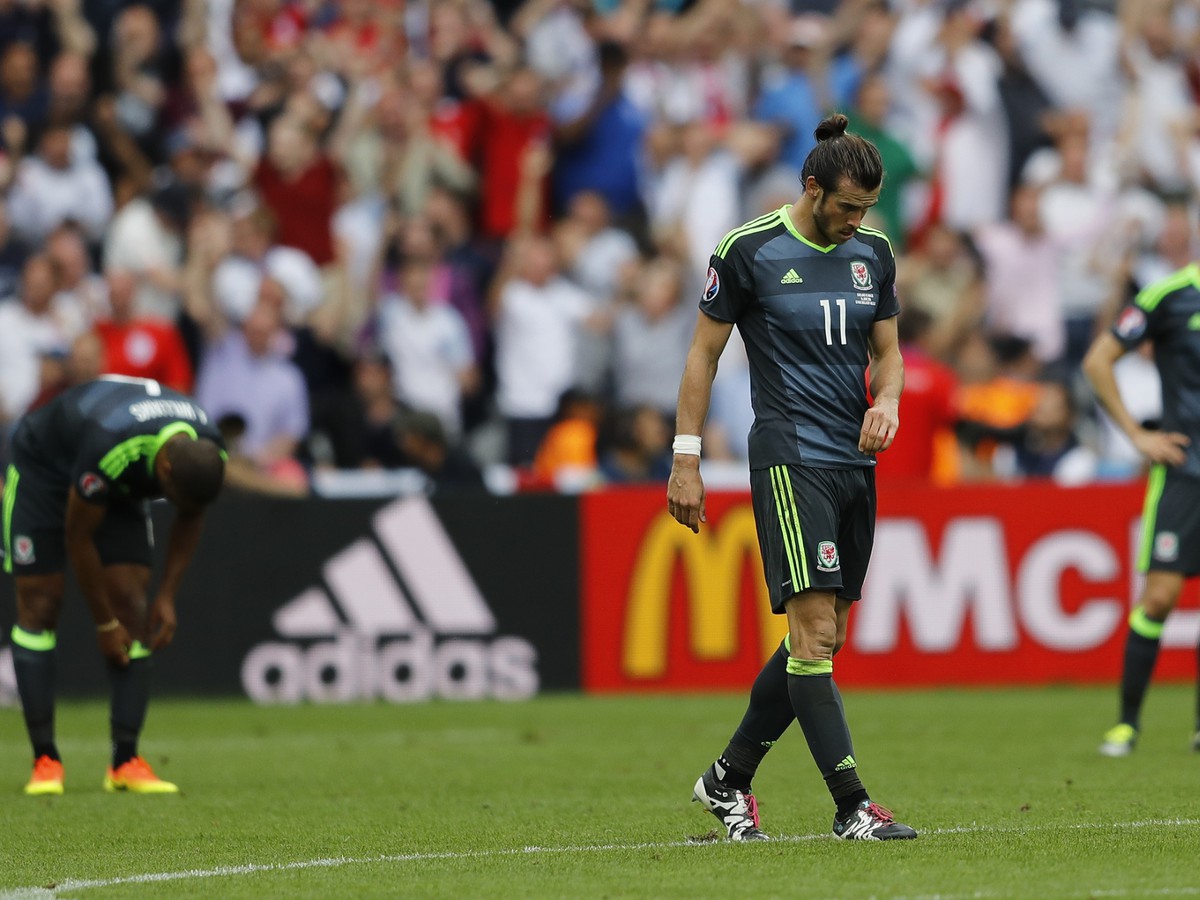 Sklamaný Gareth Bale po prehre Walesu s Anglickom