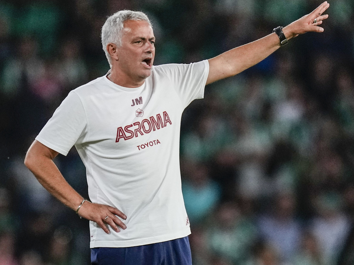 Tréner AS Rím José Mourinho