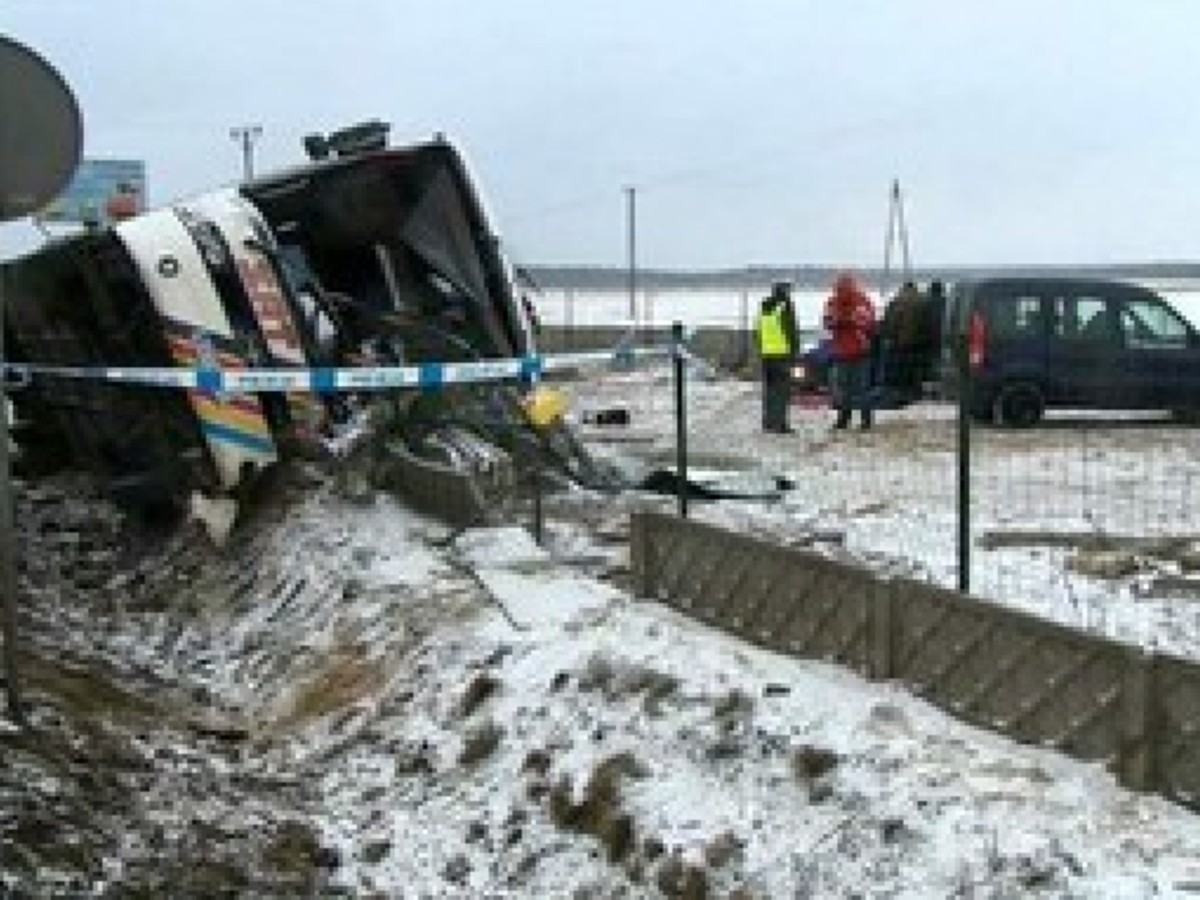 Autobus po tragickej havárii