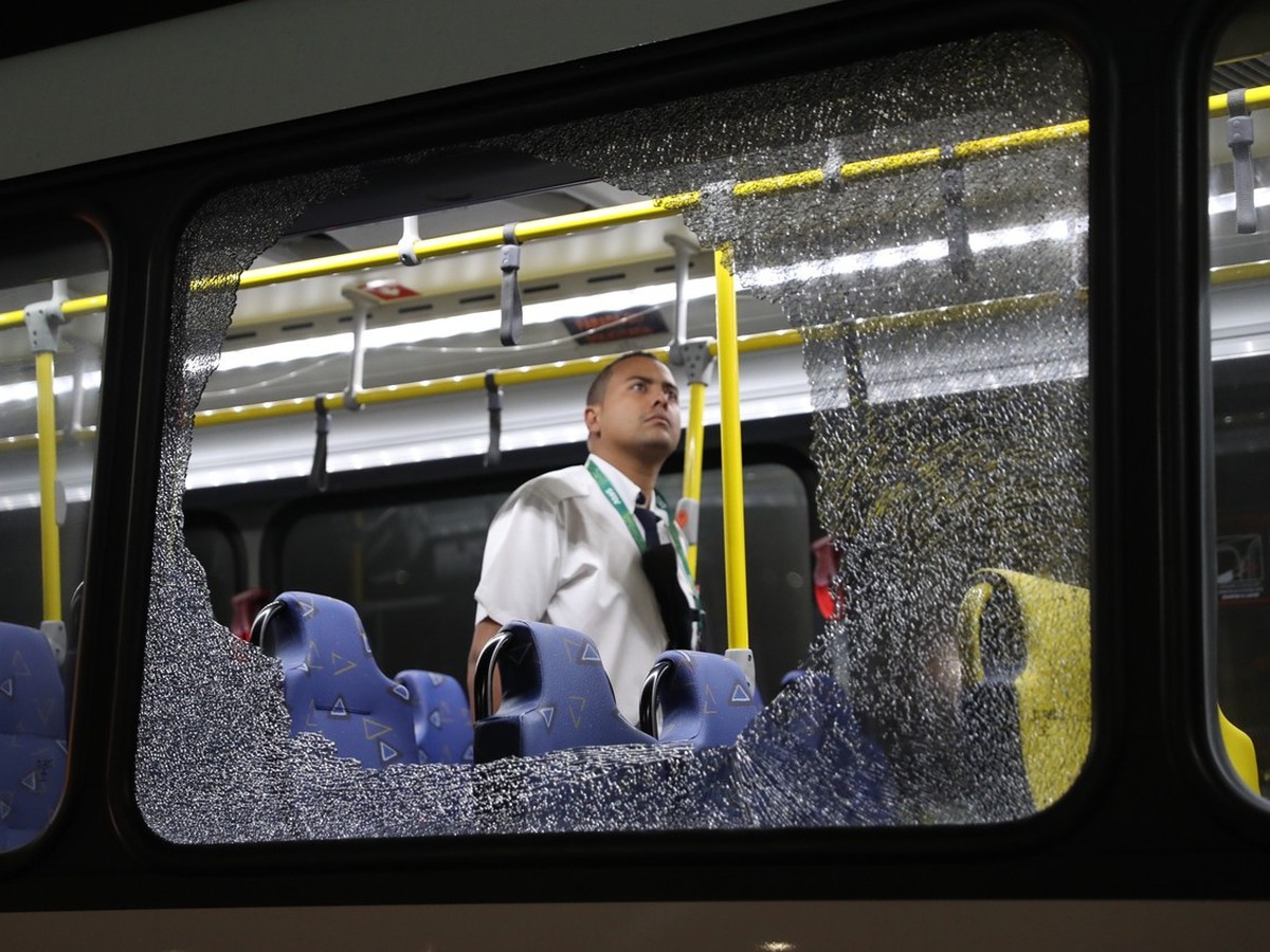 V Riu zaútočili na autobus s novinármi