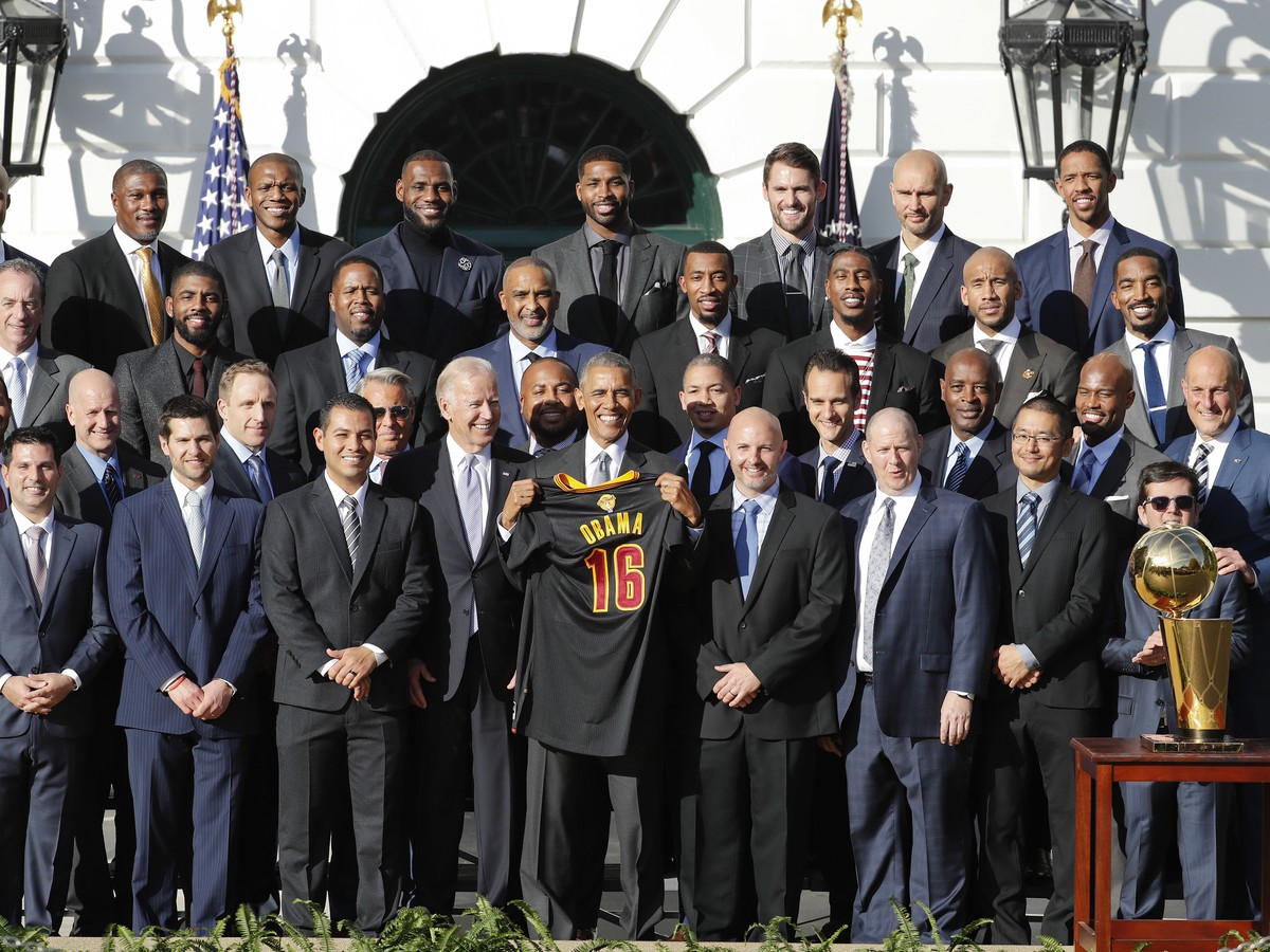 Dosluhujúci prezident Obama privítal šampónov NBA Cleveland Cavaliers