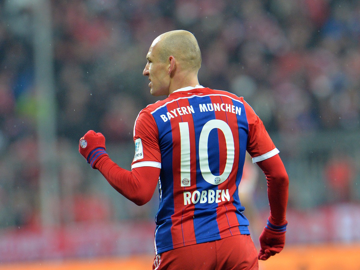Arjen Robben oslavuje svoj gól