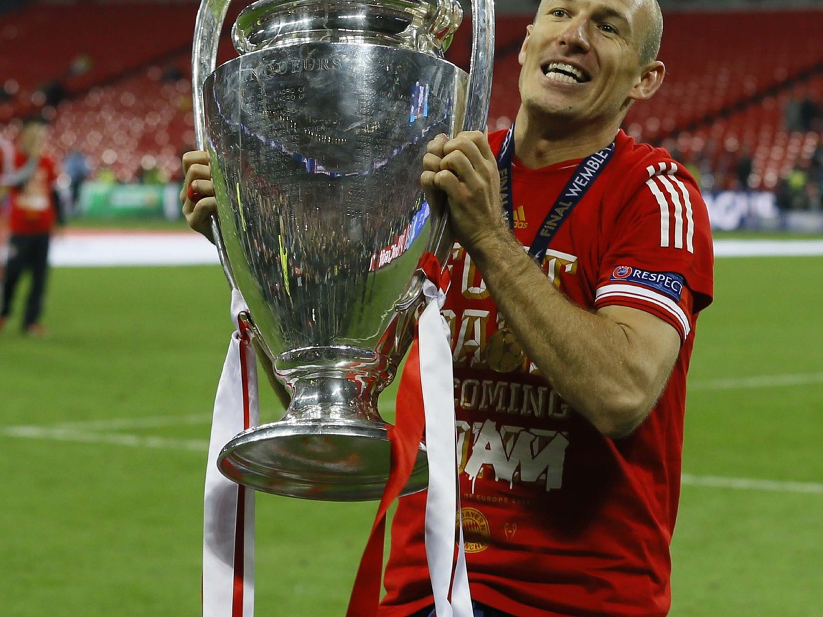 Arjen Robben s trofejou Ligy majstrov