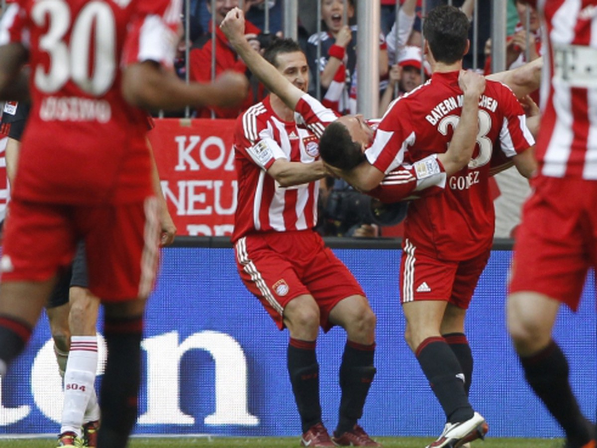Hráči Bayernu Mníchov oslavujú víťazstvo