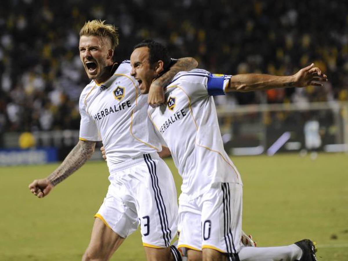 Beckham a Donovan dotiahli Galasy do finále