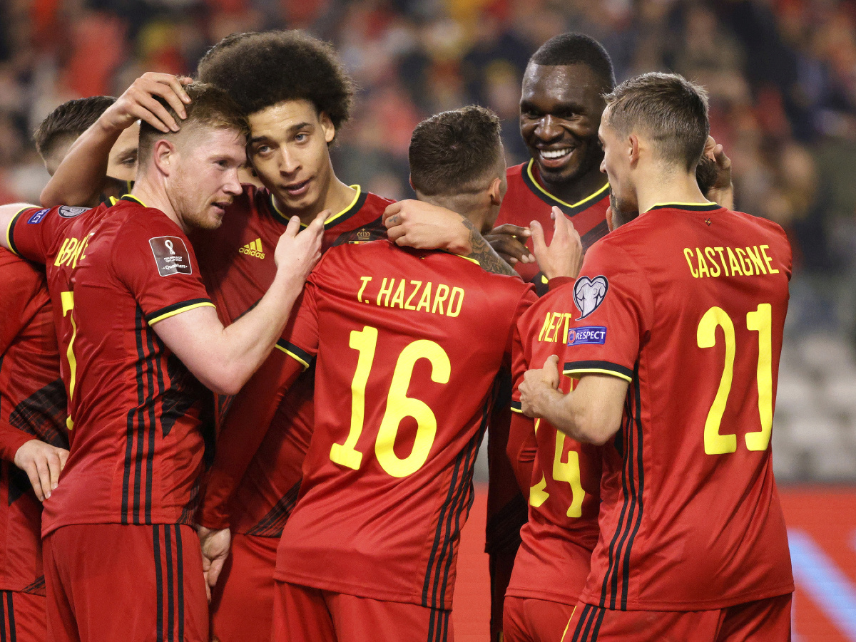 Hráči Belgicka oslavujú gól