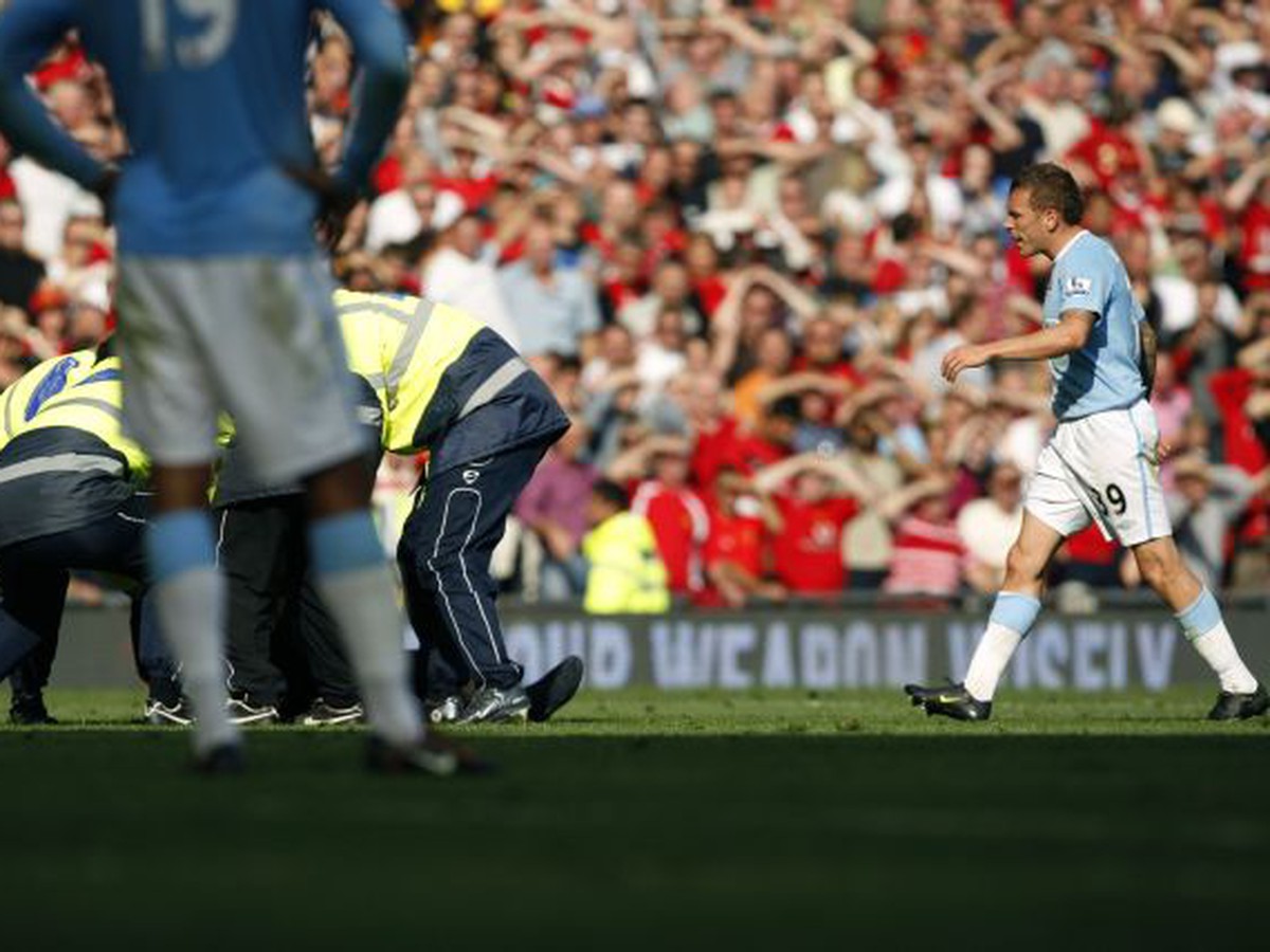 Craig Bellamy si to ide vybaviť s fanúšikom osobne