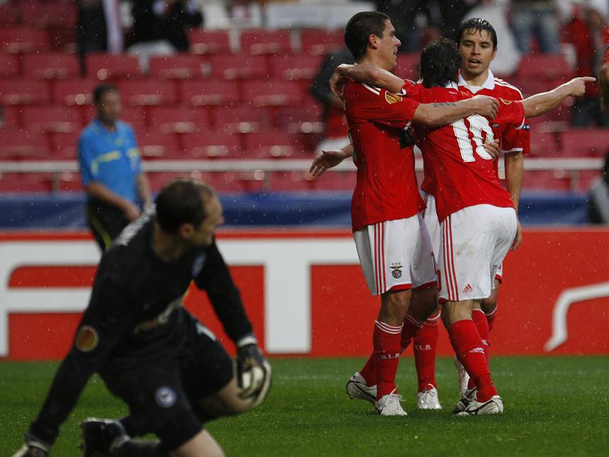 Benfica po jasnom výsledku postupuje ďalej