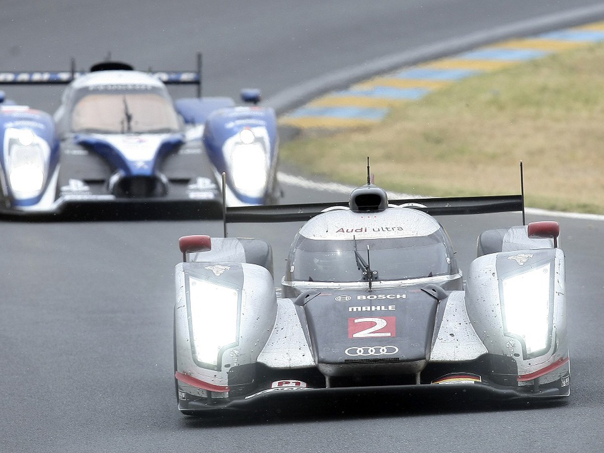 Benoit Treluyer  v Audi R18 TDI