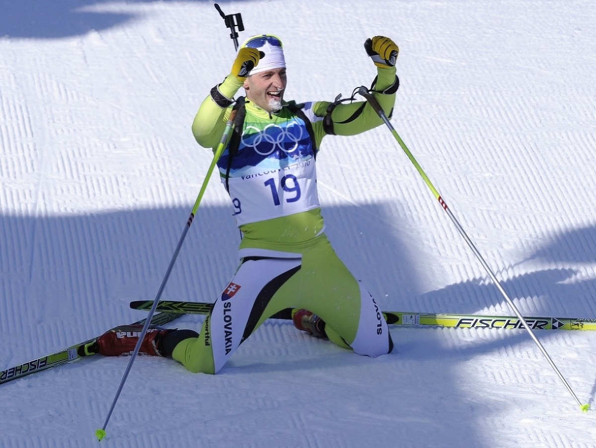 Bývalý slovenský biatlonista Pavol Hurajt v cieli pretekov s hromadným štartom na ZOH 2010 vo Vancouveri