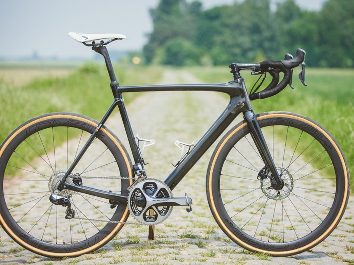 Nový model Specialized Roubaix 2017