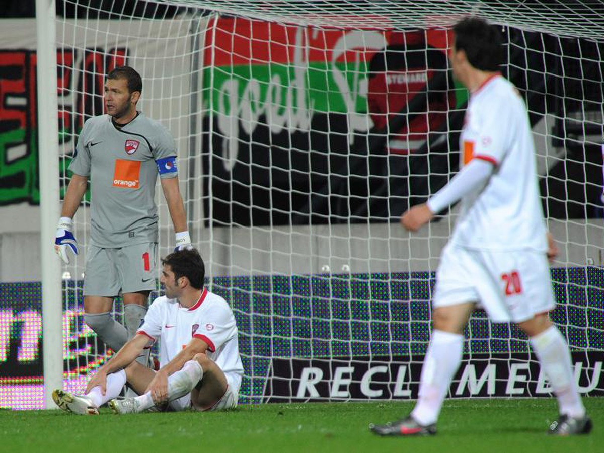 Bogdan Lobont bude obliekať dres Juventusu Turín, sept 2008