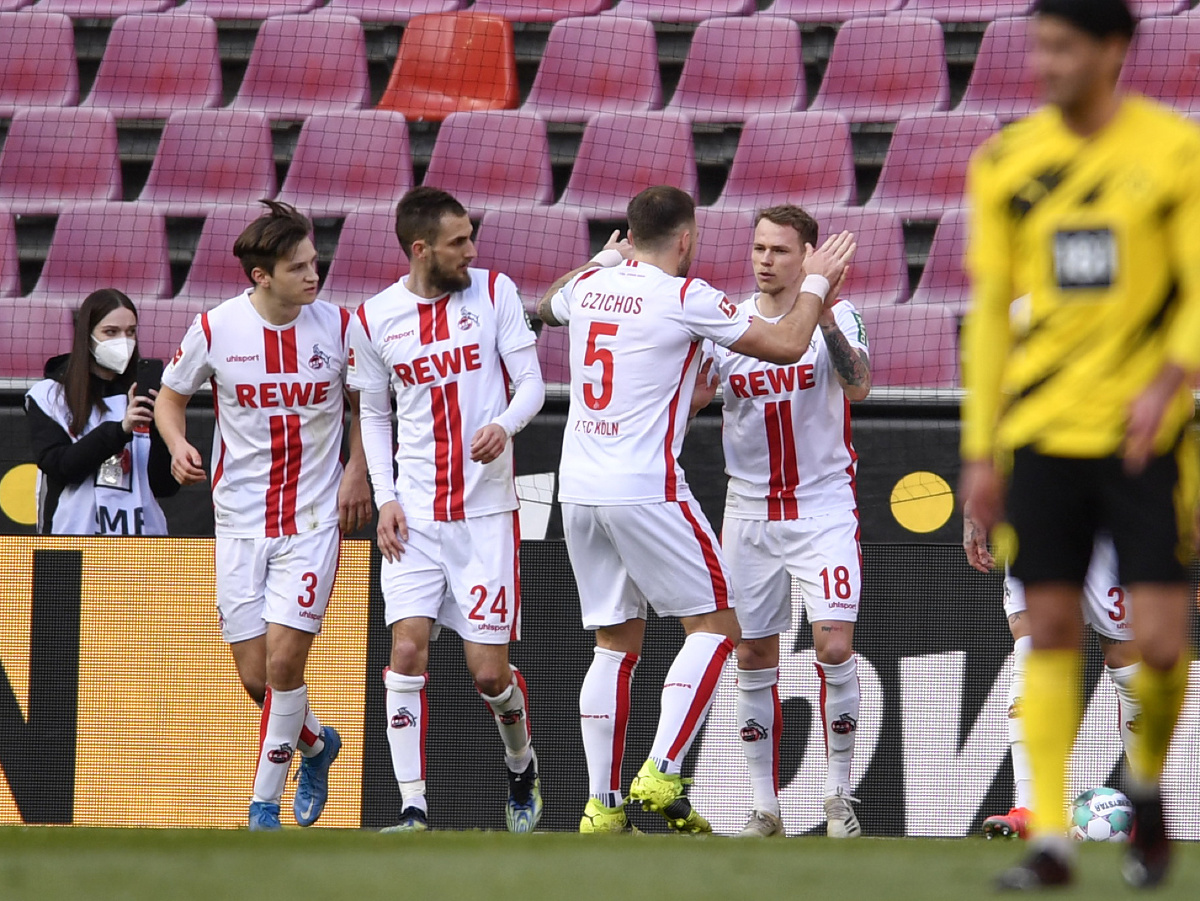 Futbalisti Kolína sa radujú z gólu v sieti Dortmundu