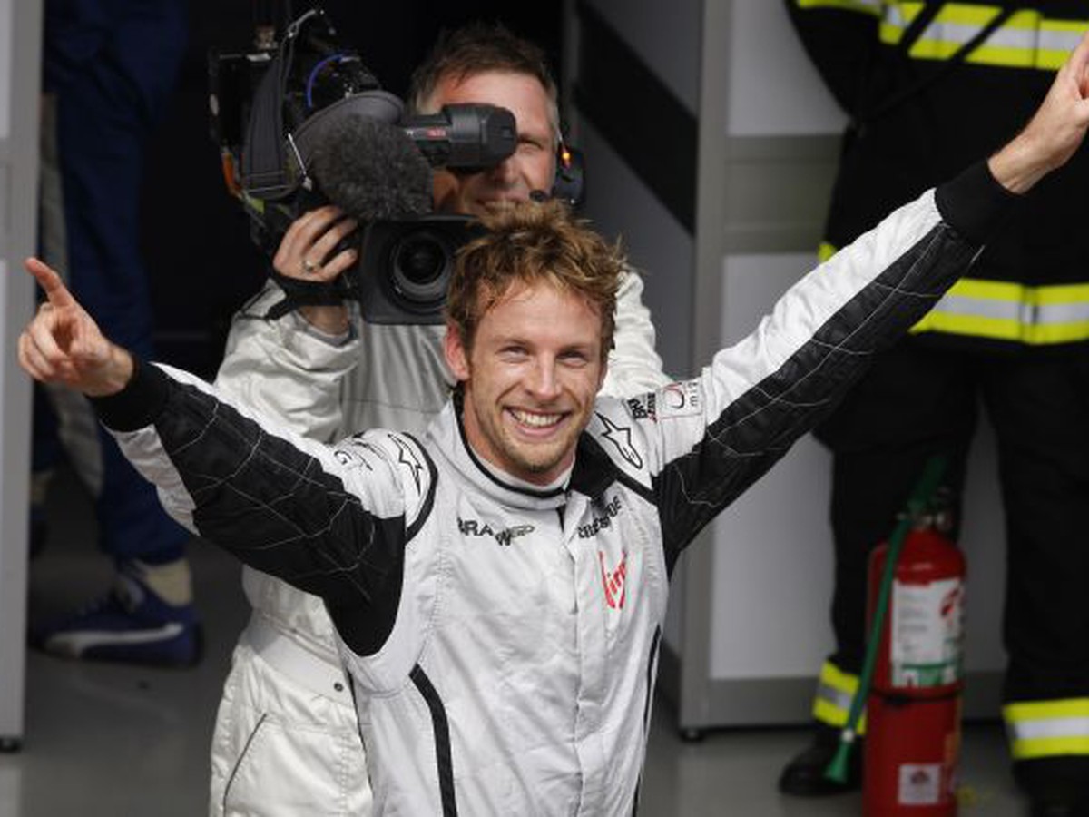 Jenson Button a jeho obrovská radosť