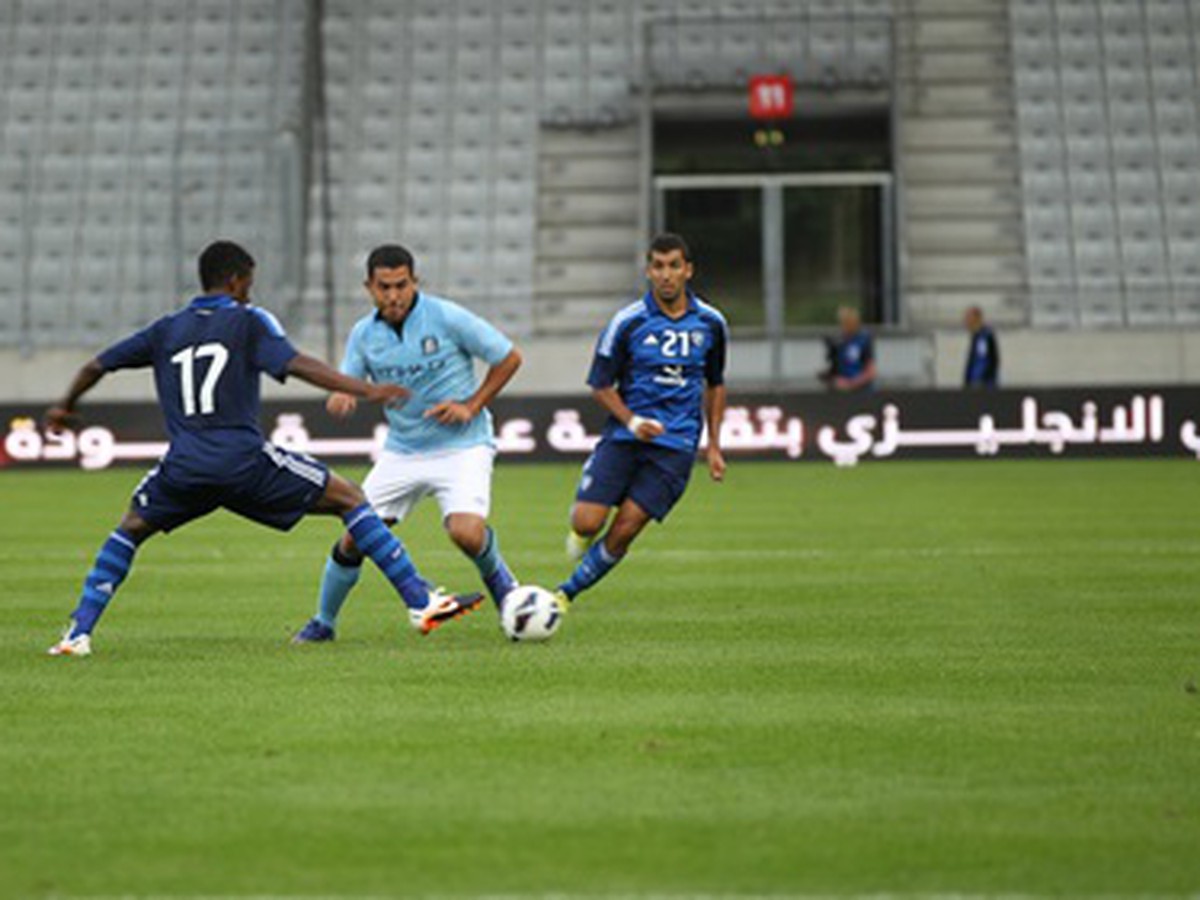 Carlos Tévez v zápase proti Al Hilalu