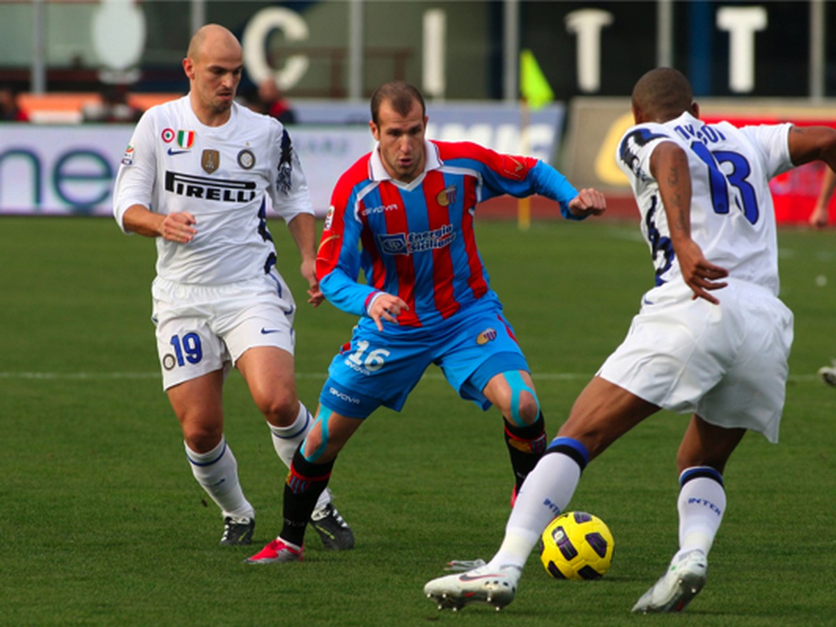 Cristian Ezequiel, Esteban Cambiasso a Maicon