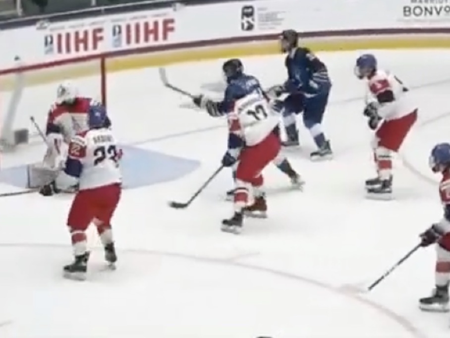 Českí hokejisti do 18 rokov prehrali s Fínskom