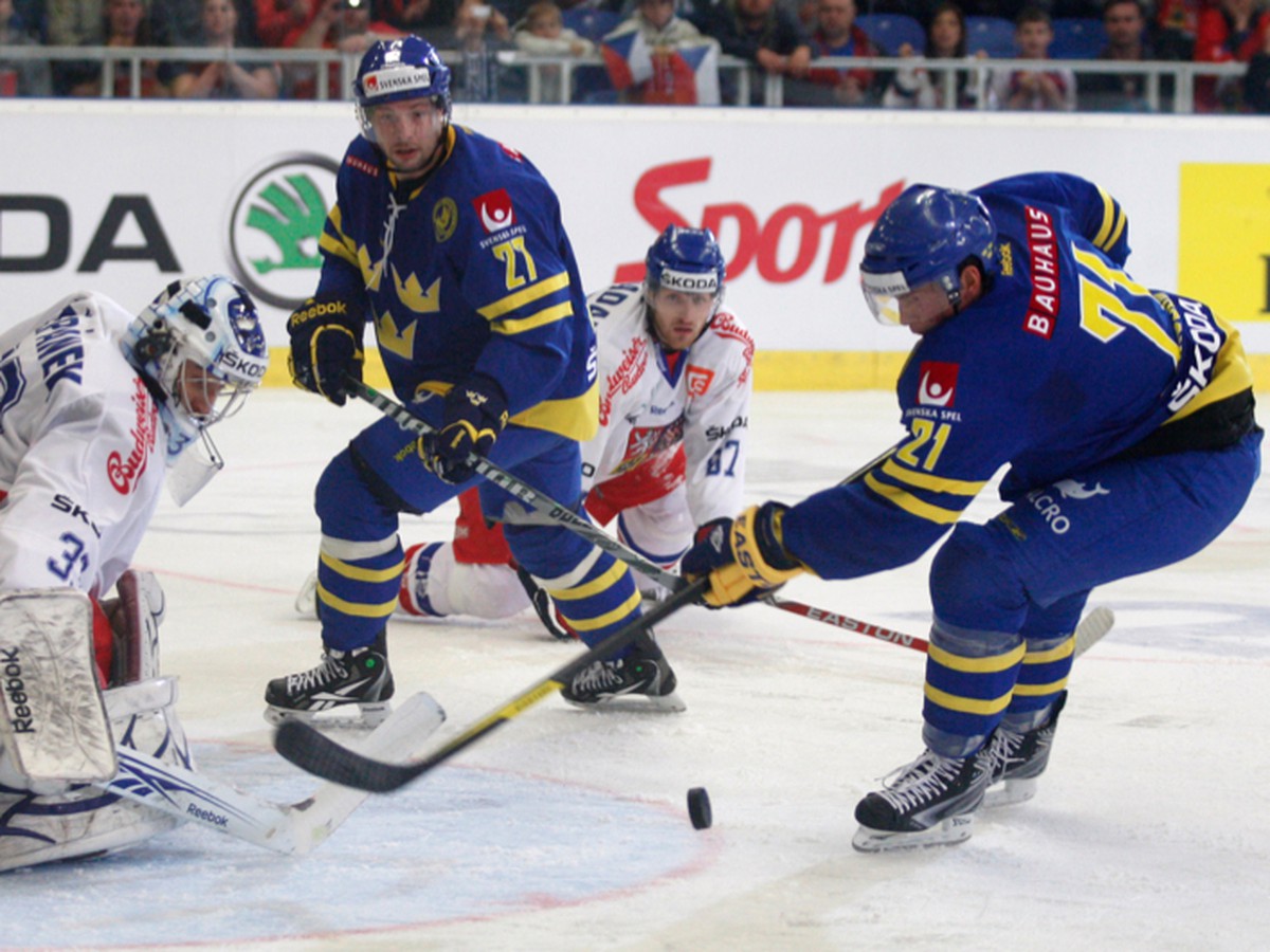 Jakub Štěpánek, Jakub Nakladal, Robert Nilsson a Loui Eriksson