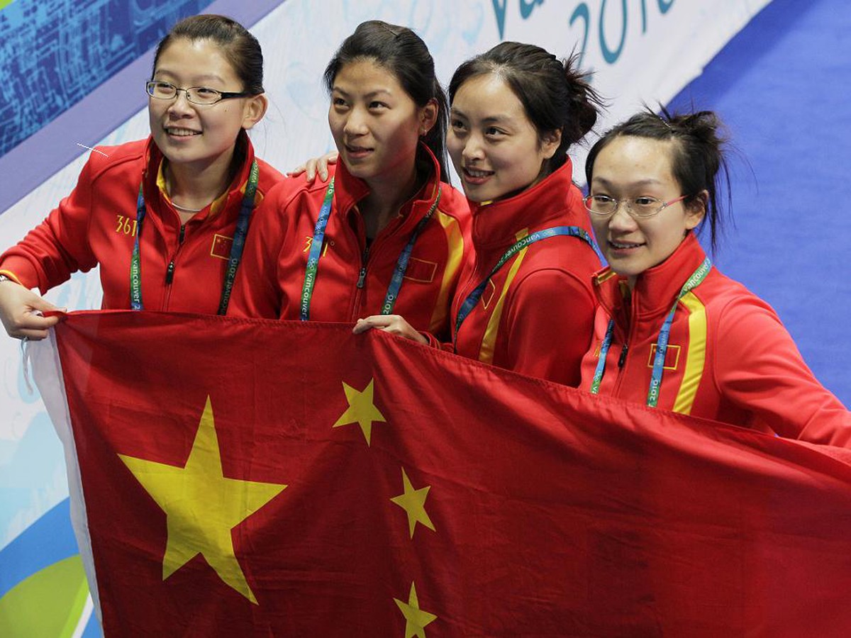 Čínske reprezentantky Wang Ping-jü, Liou Jin, Jüe Čching-šuan a Čou Jen