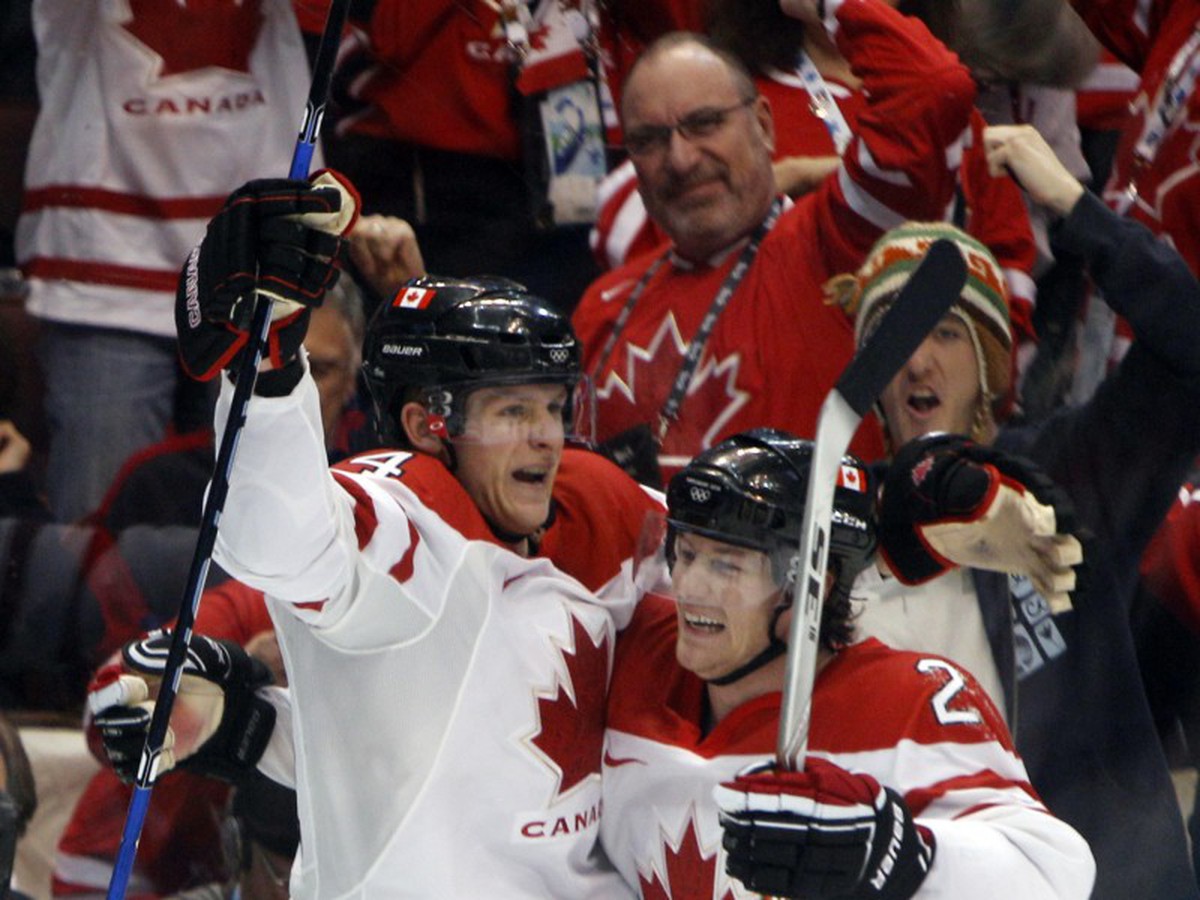 Corey Perry a Duncan Keith
