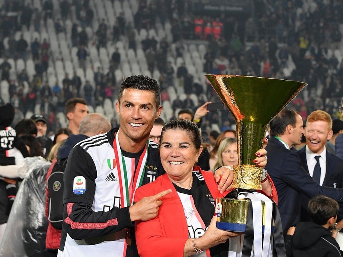 Cristiano Ronaldo a jeho mama Maria Dolores dos Santos Aveirová