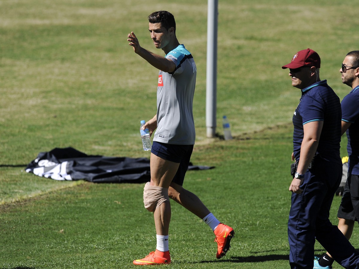 Cristiano Ronaldo opúšta tréning v deň začiatku futbalových MS