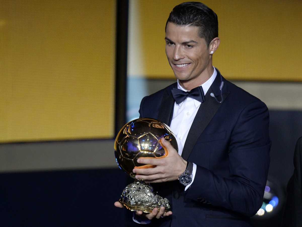 Cristiano Ronaldo získla tretíkrát Zlatú loptu