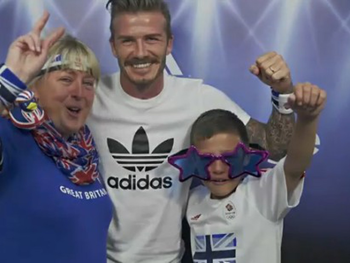 David Beckham s nadšenými a šokovanými fanúšikmi