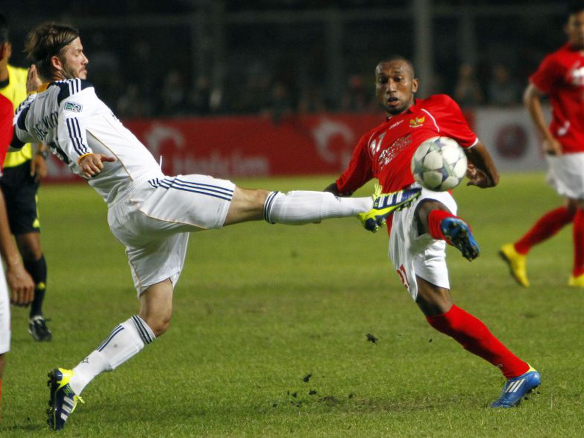 David Beckham v súboji s Wanggaiom