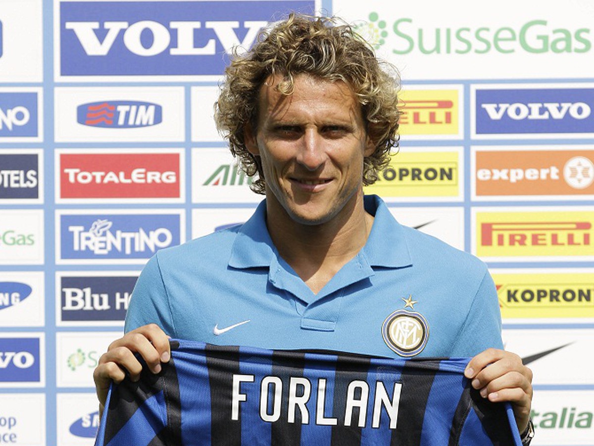 Diego Forlan s dresom Interu