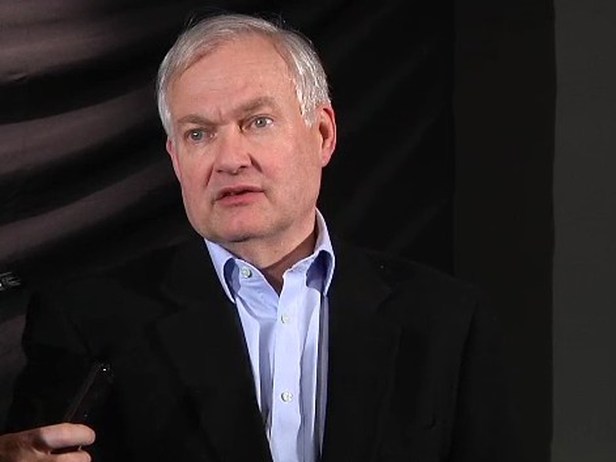 Donald Fehr zostáva na čele NHLPA